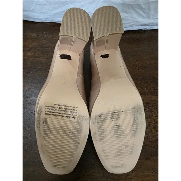 NWOT New York & Co 9 Nancy Patent Leather Beige Pumps 126250 - Picture 3 of 5